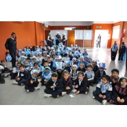 Los más pequeños celebraron el DIA DE LA BANDERA